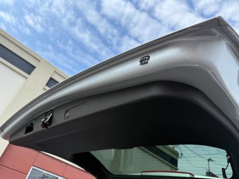 Used 2013 Chevrolet Tahoe LT w/ Luxury Package image 11