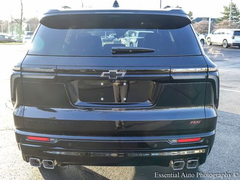 New 2026 Chevrolet Traverse RS image 6