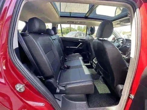 Used 2020 Volkswagen Tiguan SEL image 28