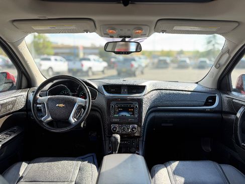 Used 2017 Chevrolet Traverse LT AWD/4WD image 6
