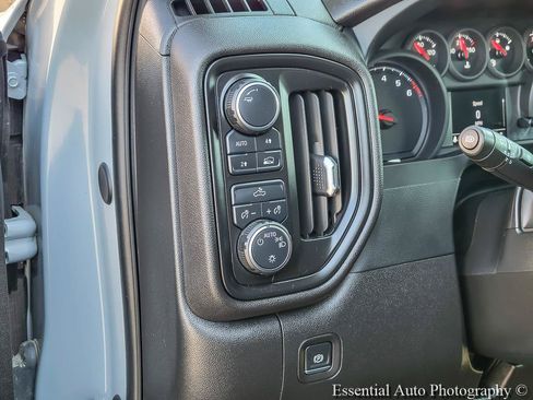 Used 2024 Chevrolet Silverado 1500 Custom AWD/4WD image 15