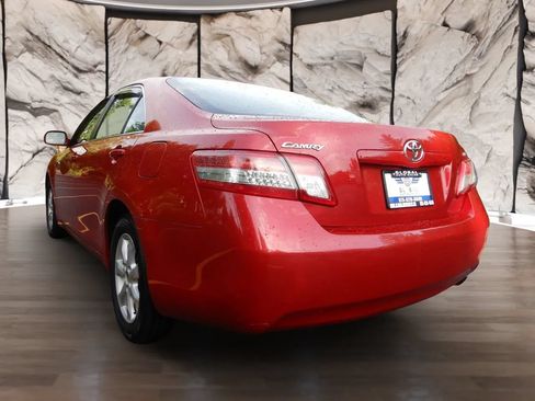 Used 2011 Toyota Camry LE w/ LE Extra-Value Pkg FWD image 9