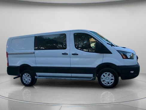 Certified 2025 Ford Transit 250 Low Roof w/ Exterior Upgrade Package RWD image 34