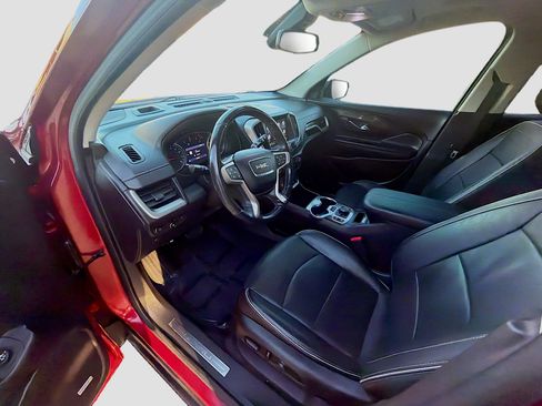 Used 2020 GMC Terrain Denali w/ Denali Premium Package image 9