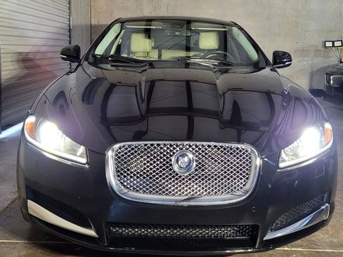 Used 2013 Jaguar XF 3.0 image 2