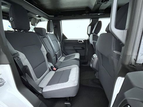 New 2025 Ford Bronco 4-Door image 18