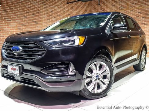 Used 2019 Ford Edge Titanium w/ Equipment Group 301A image 2