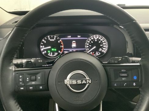 Used 2023 Nissan Pathfinder SL AWD/4WD image 24