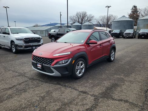 Used 2022 Hyundai Kona SEL image 14