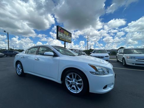 Used 2014 Nissan Maxima 3.5 S FWD image 4