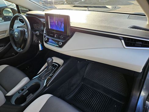 Used 2024 Toyota Corolla LE FWD image 34