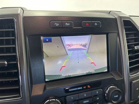 Used 2019 Ford F150 XLT w/ Equipment Group 302A Luxury image 14