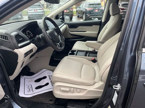 Used 2025 Honda Odyssey EX-L image 10