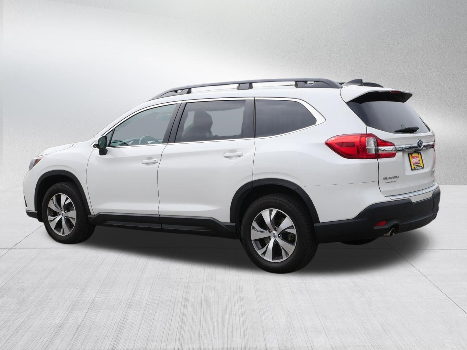 Used 2022 Subaru Ascent Premium w/ Convenience Package AWD/4WD image 5