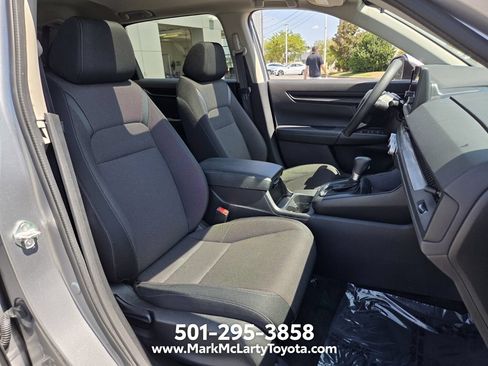 Used 2024 Honda CR-V EX image 15