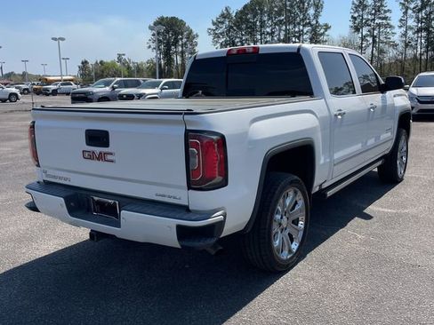 Used 2022 Ford Expedition Limited image 5