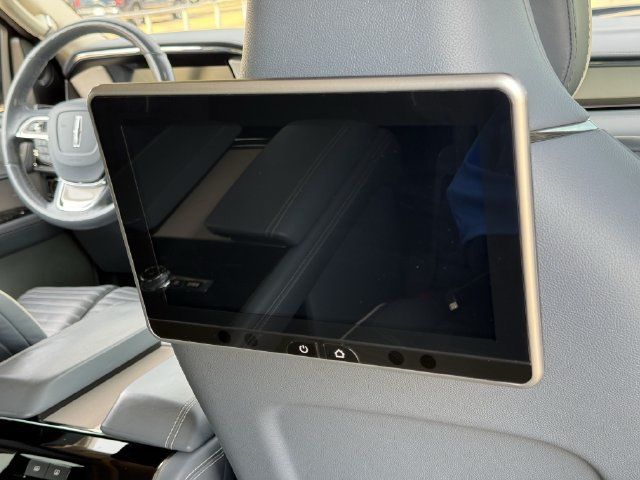 Used 2019 Lincoln Navigator L Black Label w/ Cargo Package AWD/4WD image 32