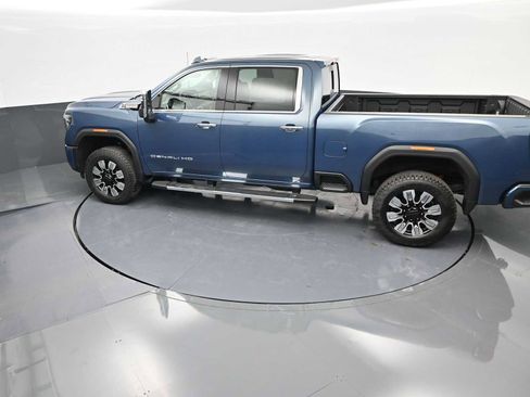 New 2025 GMC Sierra 2500 Denali w/ Denali Reserve Package image 22