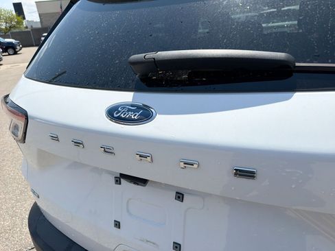 Used 2020 Ford Escape SE AWD/4WD image 16