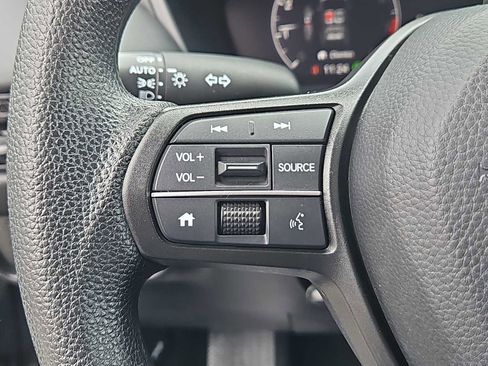 Certified 2023 Honda HR-V LX image 17