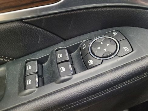 Used 2019 Ford Explorer Limited w/ Class III Trailer Tow Package AWD/4WD image 27