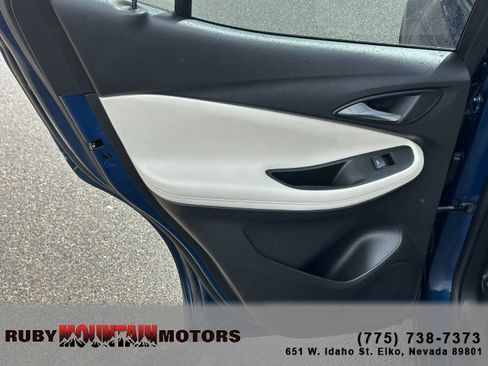 Used 2021 Buick Encore GX Preferred w/ Cold Weather Comfort Package AWD/4WD image 18