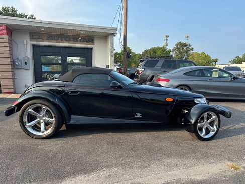 Used 2000 Plymouth Prowler image 3
