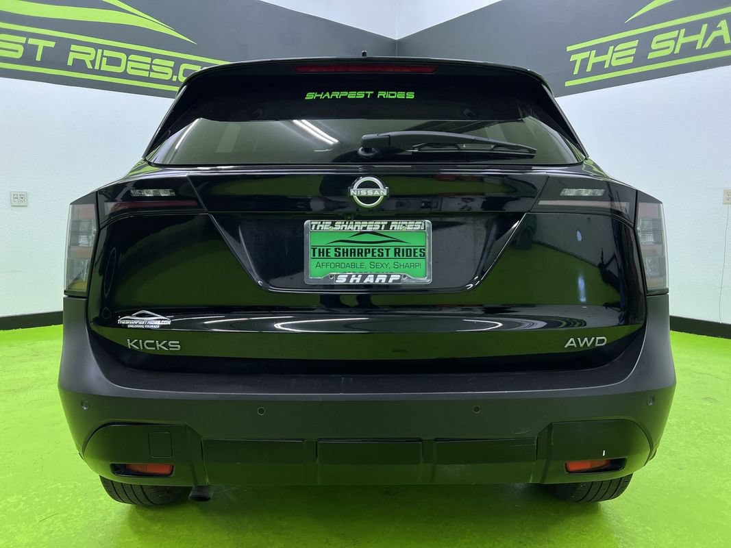 Used 2025 Nissan Kicks SV AWD/4WD image 8