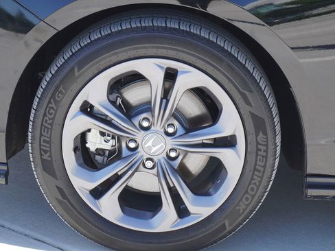 Used 2025 Honda Accord EX-L image 4