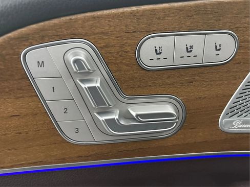 Used 2020 Mercedes-Benz GLS 450 4MATIC image 25