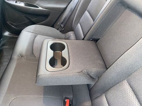 Used 2018 Chevrolet Malibu LS image 23