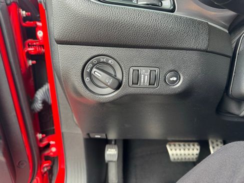 Used 2020 Dodge Challenger R/T Scat Pack RWD image 14