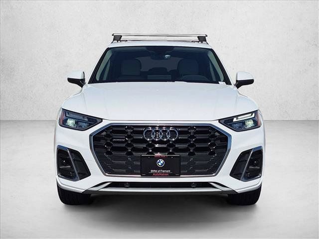 Used 2023 Audi Q5 2.0T Premium AWD/4WD image 2