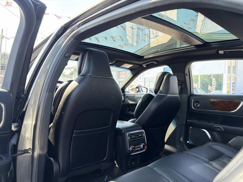Used 2018 Lincoln Continental Reserve AWD/4WD image 30