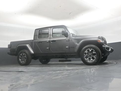 New 2026 Jeep Gladiator Sport AWD/4WD image 38