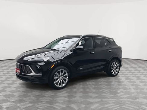 Used 2026 Buick Encore GX Avenir w/ Avenir Technology Package AWD/4WD image 36