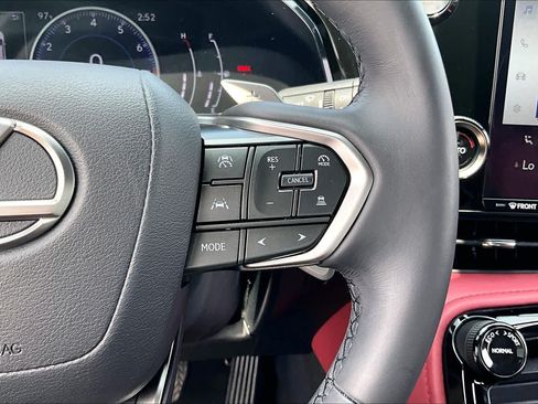 Used 2024 Lexus NX 250 FWD w/ Towing Package (2000 Lbs) image 22