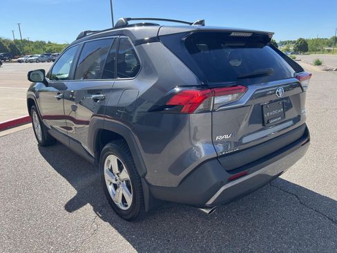 Used 2021 Toyota RAV4 Limited AWD/4WD image 12