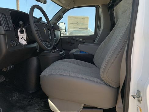 New 2026 Chevrolet Express 2500 w/ Driver Convenience Package RWD image 17