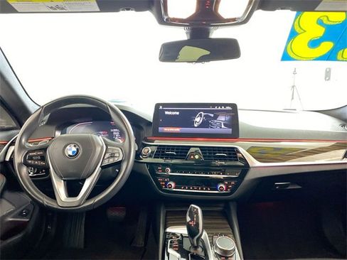 Used 2023 BMW 530i 530i w/ Premium Package image 33
