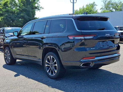 Certified 2022 Jeep Grand Cherokee L Overland w/ Luxury Tech Group IV AWD/4WD image 4