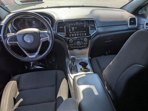 Certified 2022 Jeep Grand Cherokee Laredo E w/ Security & Convenience Group AWD/4WD image 24