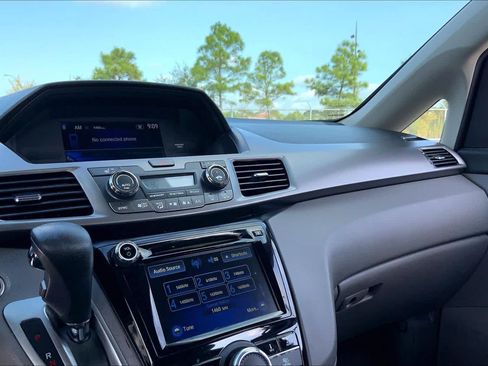 Used 2016 Honda Odyssey EX-L image 35