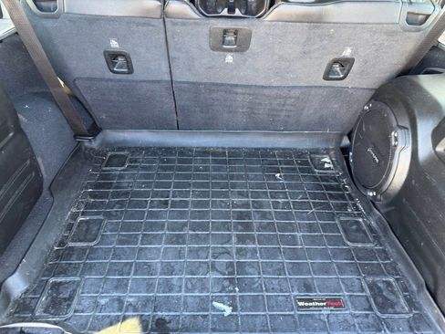 Used 2020 Jeep Wrangler Unlimited Rubicon image 37