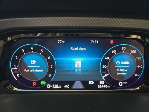 Used 2024 Volkswagen Atlas Peak Edition SEL AWD/4WD image 19