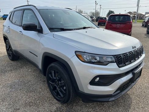New 2026 Jeep Compass Latitude AWD/4WD image 7
