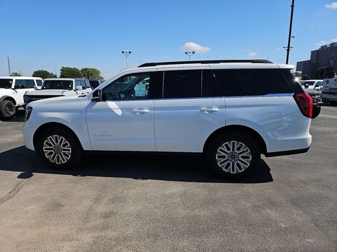 New 2027 Ford Expedition Platinum w/ Driver's Package RWD image 7