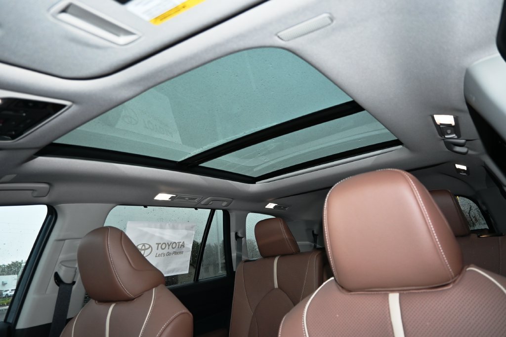 New 2026 Toyota Grand Highlander AWD image 14