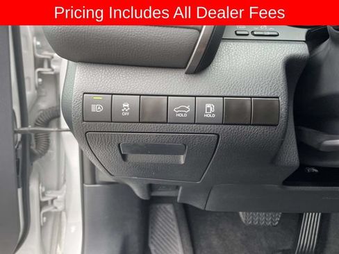 Used 2024 Toyota Camry XSE FWD image 22