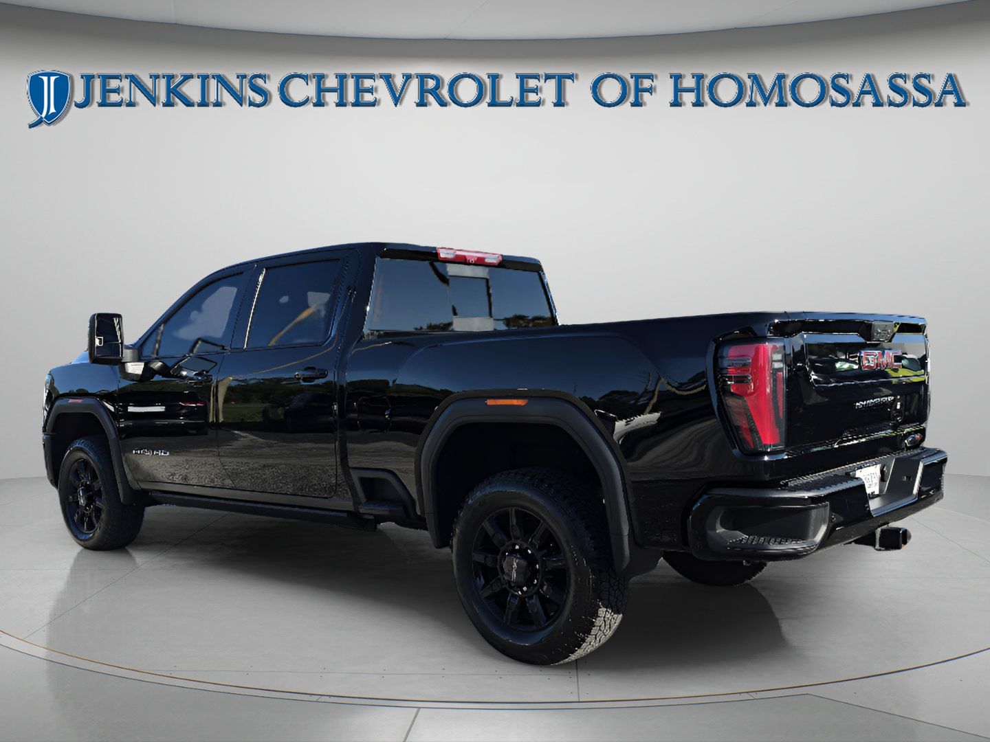 Used 2024 GMC Sierra 2500 AT4 w/ AT4 Premium Plus Package AWD/4WD image 8